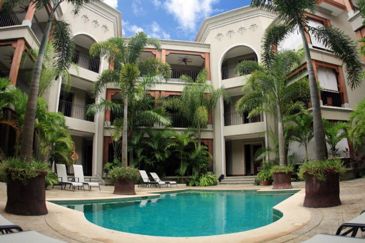 Macaws Luxury Condos